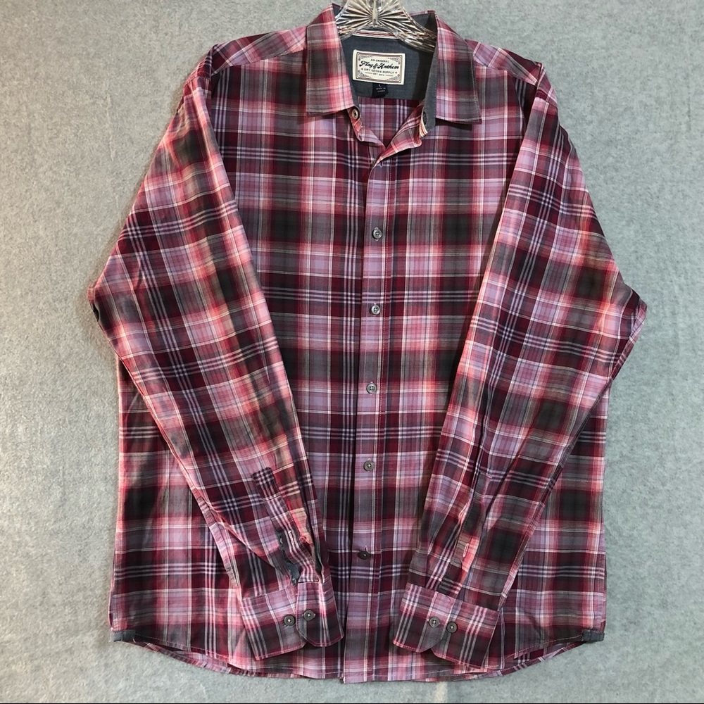 🚫SOLD🚫Flag and anthem plaid button front shirt mens size L